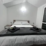 Villa Mungo *