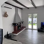 Mungo Villa