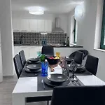 Villa Mungo *
