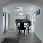 Villa Mungo *